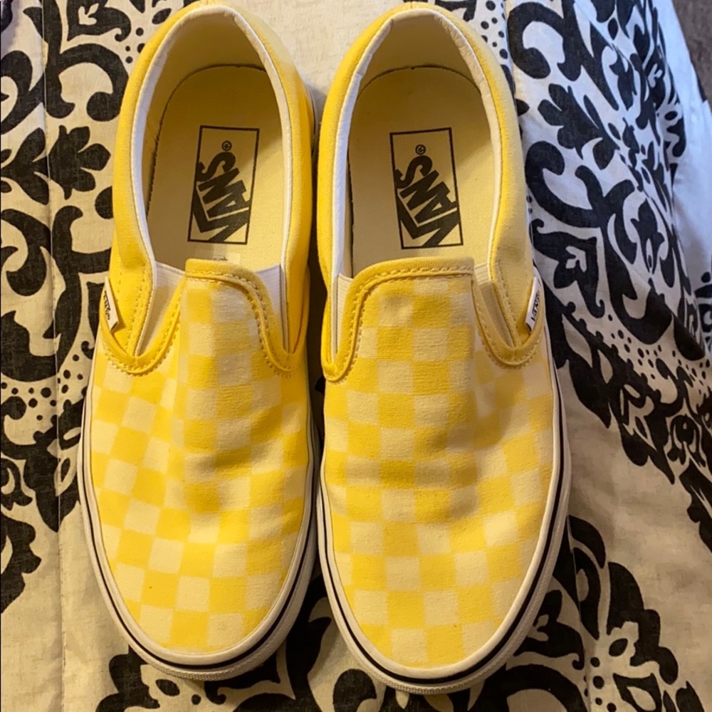 Yellow women’s checkerboard vans